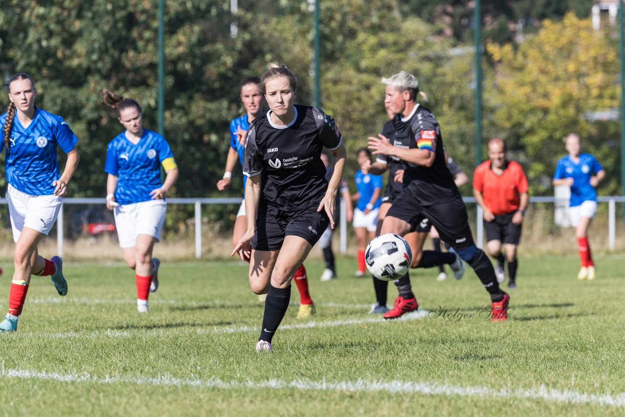 Bild 279 - F Holstein Kiel 2 - SSG Rot-Schwarz Kiel 2 : Ergebnis: 5:0